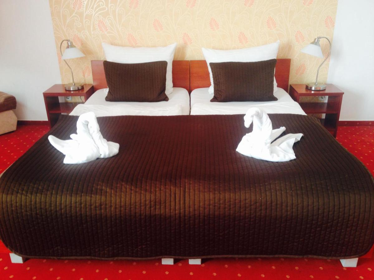 Canada Hotel Budapest Eksteriør billede