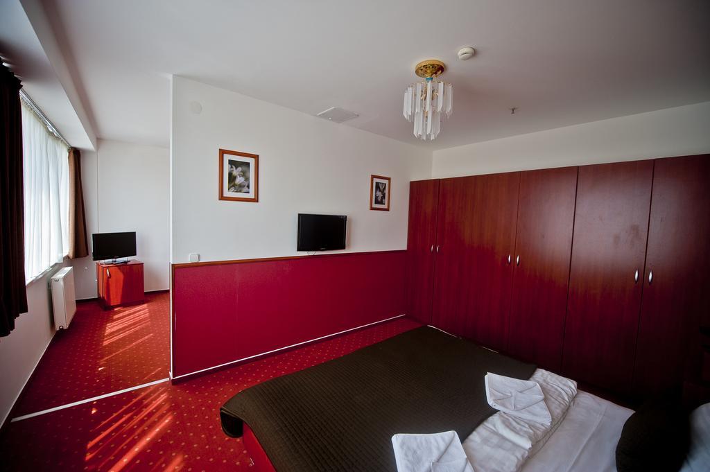 Canada Hotel Budapest Eksteriør billede